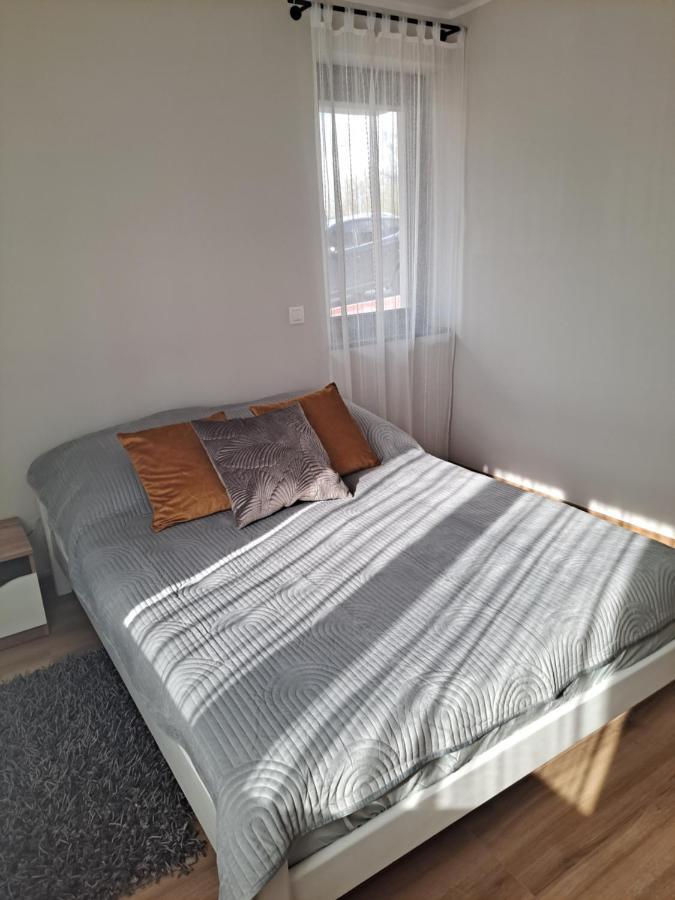 Apartament Sarna Jelenia Gora Exterior photo